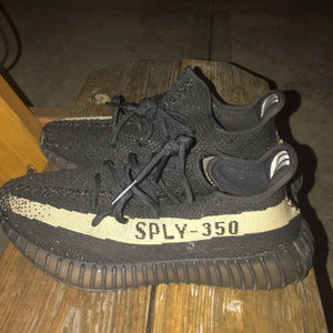 Yeezy 350 Boost, worn once